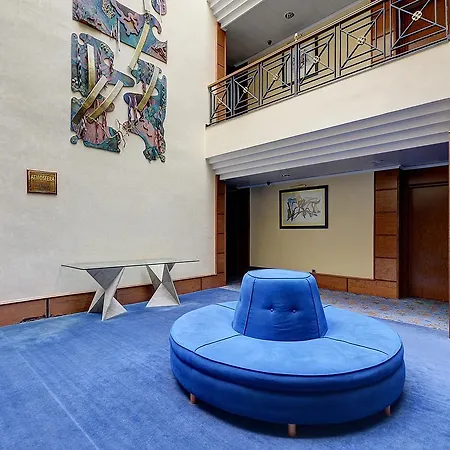 Hotel Palace