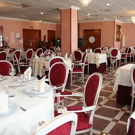 Palace 4*