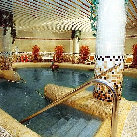 Palace Hotel 4*