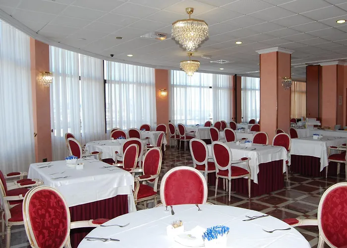 Palace 4*