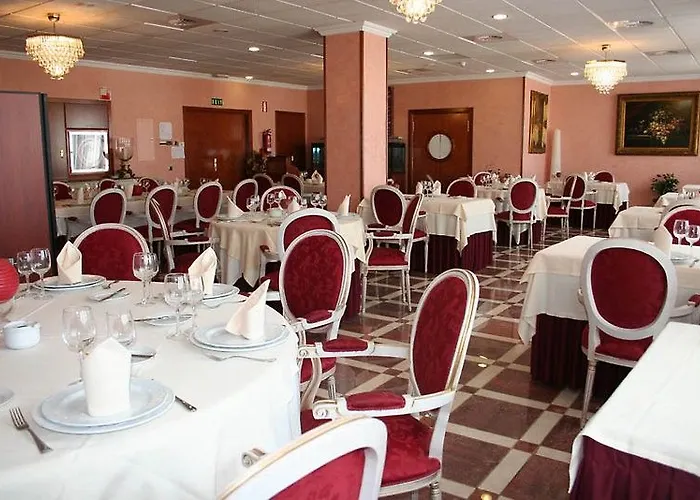 Palace 4*