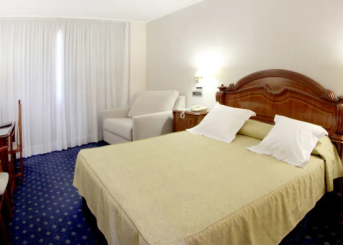 Отель Palace 4*